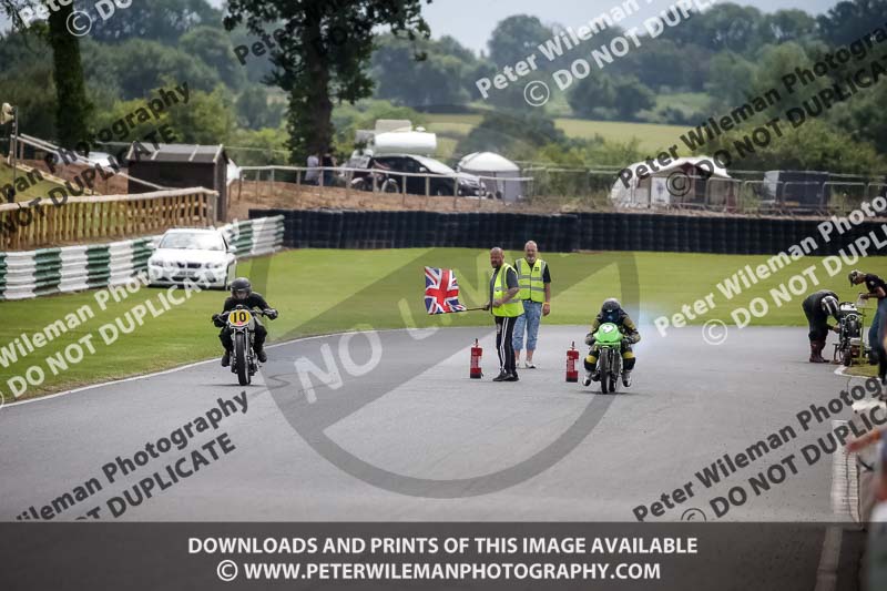 Vintage motorcycle club;eventdigitalimages;mallory park;mallory park trackday photographs;no limits trackdays;peter wileman photography;trackday digital images;trackday photos;vmcc festival 1000 bikes photographs